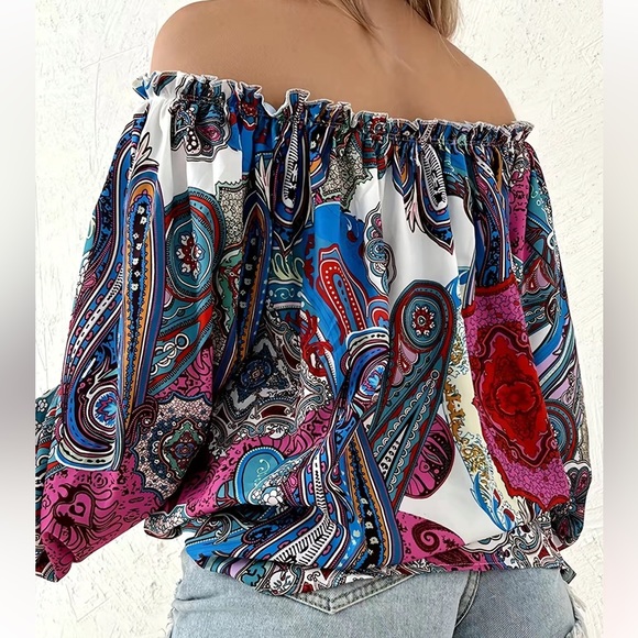 4 for💲20 Paisley Print Off the Shoulder Blouse. NWT - Picture 3 of 8